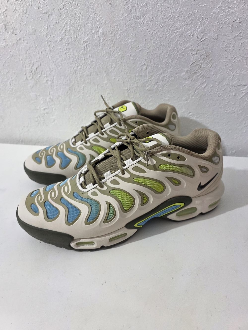 Nike Air Max Plus Drift Beige Green Blue FD4290-008 Shoes Sneakers Men's Sz 11.5
